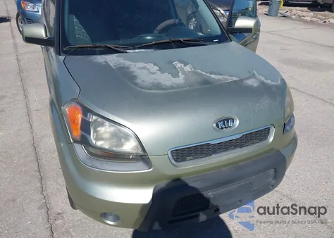 2011 Kia Soul + z USA, uszkodzony, nr VIN KNDJT2A2XB7249794